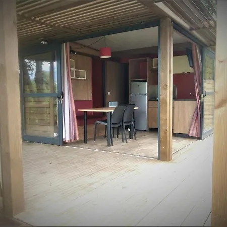 Camping Les Grillons Embrun Exterior photo